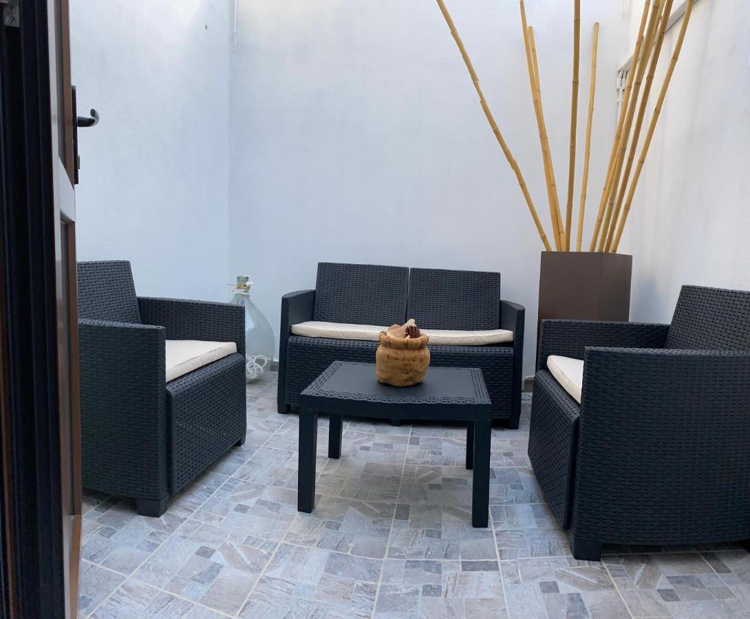 La Casa Di Stefania Apartman Porto Pino Kültér fotó